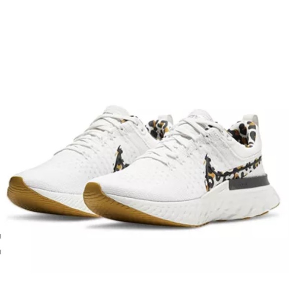 Nike Women's React Infinity Run Flyknit 2 Cheetah Print Running Sneakers Sz 9.5 - Picture 10 of 10